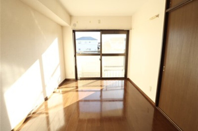 【寝室】 | プラムマンション