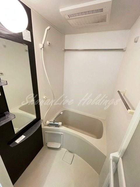 リブリ・ホーリー鎌倉の浴室