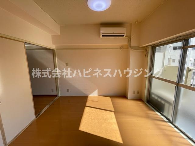 山口マンションのロビー