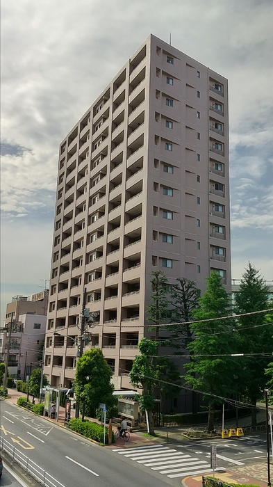 カスタリア荒川の外観