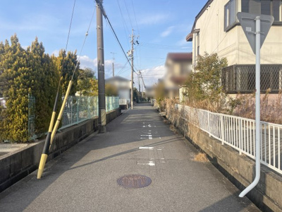 【前面道路含む現地写真】 | 四日市市河原田町 | 西側道路