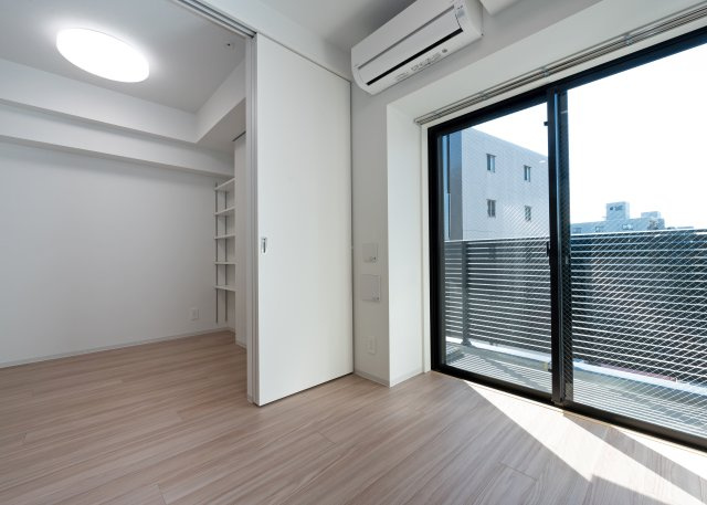 【居間・リビング】 | SYFORME YOKOHAMA-BANDOBASHI | ※colortype参考写真（１DK/Natural）