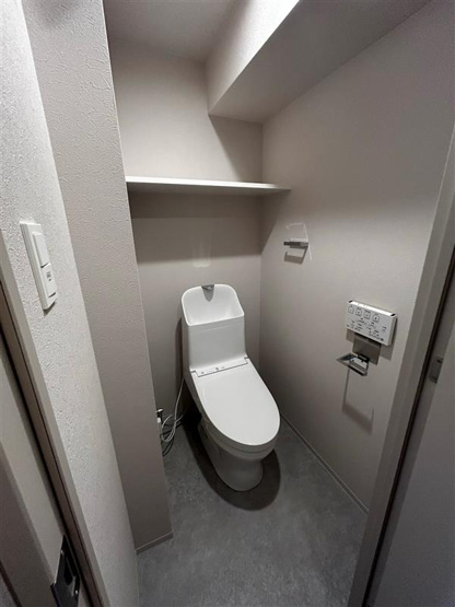 【トイレ】 | SYFORME YOKOHAMA-BANDOBASHI | ※同タイプ203号室参考写真です（カラータイプが異なる場合がございます）