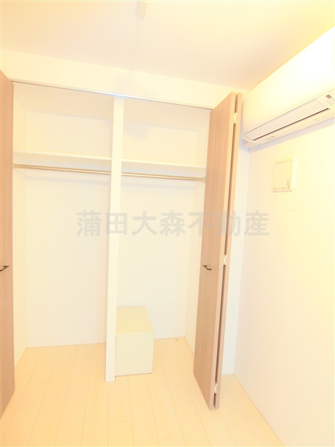 LEGALAND(リーガランド大森山王の収納|4.8帖洋室のクローゼット