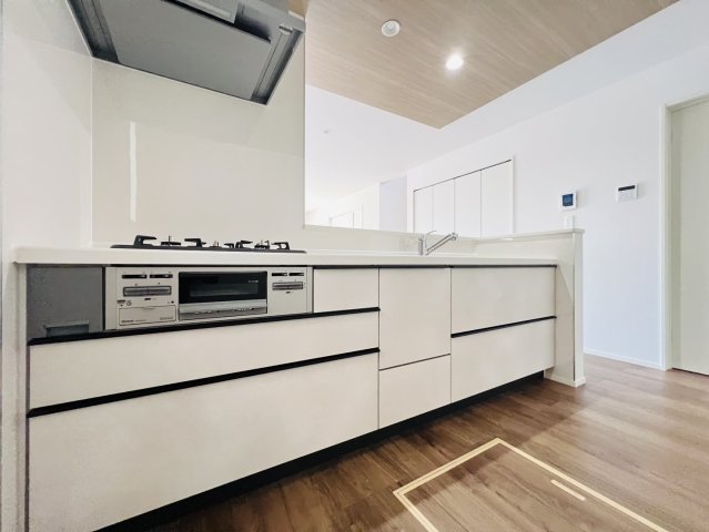 高浜市春日町7丁目3番14『仲介手数料無料』新築戸建てのキッチン