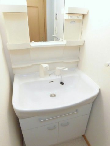 サンリット　スクエアーＳ．Ｋの洗面所|コンパクトで使いやすい洗面所