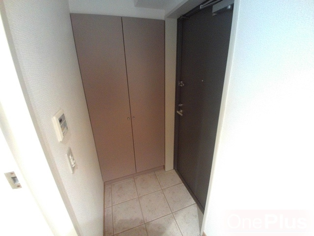 オリエントコートの玄関