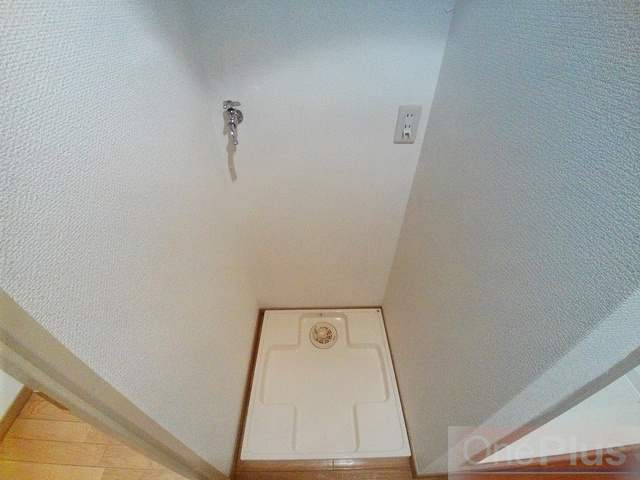 オリエントコートの設備|洗濯機置場