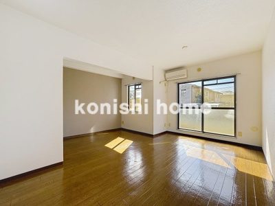 【居間・リビング】 | ドミールヤマノウチＡ