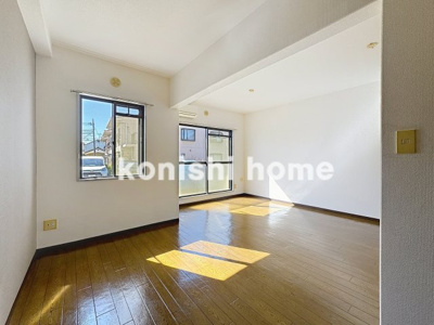 【居間・リビング】 | ドミールヤマノウチＡ