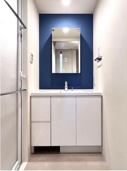 【独立洗面台】