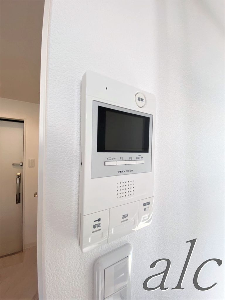 フレシール中落合のセキュリティ|☆敷金ゼロ・礼金ゼロ！！ネット無料！ホワイトタイル使用☆　