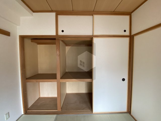 プルミエハイツ花園の収納