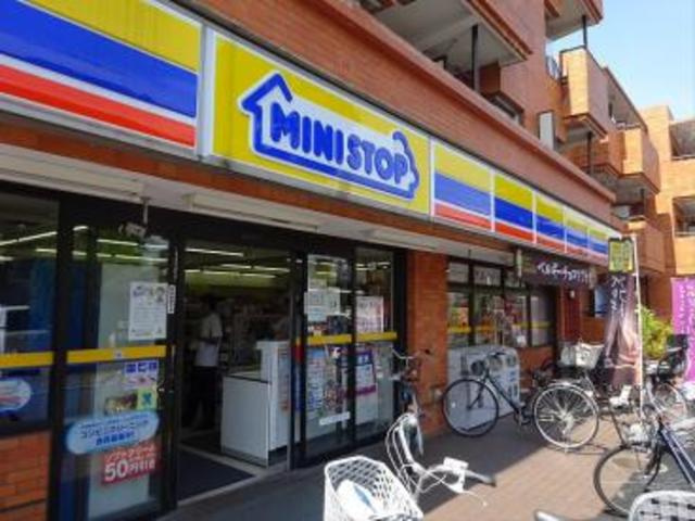シャルマン　シェソワのその他|ミニストップ杉並和泉町店