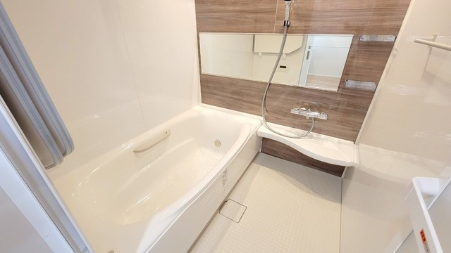 シャルマン　シェソワの浴室