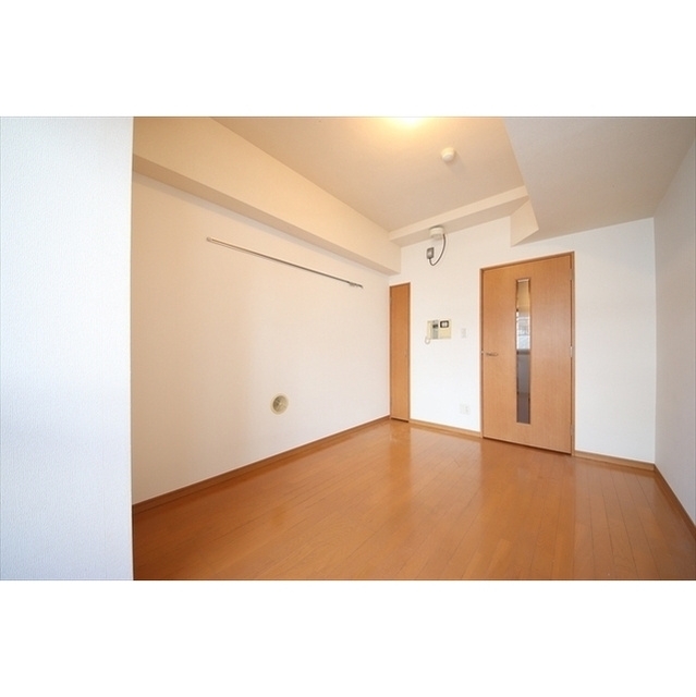 ヴェルト湯島の居間・リビング