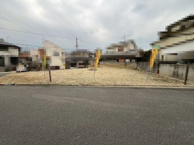 【前面道路含む現地写真】 | 赤坂台５丁　売土地　全２区画 | 前面道路約６ｍ！広々運転の苦手な方も安心ですね♪
