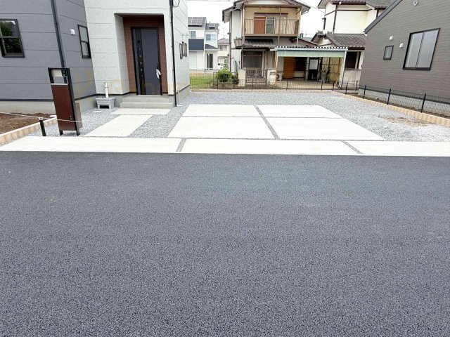 第2古河市諸川　新築戸建て　2号棟の駐車場|4台駐車できるカースペース！