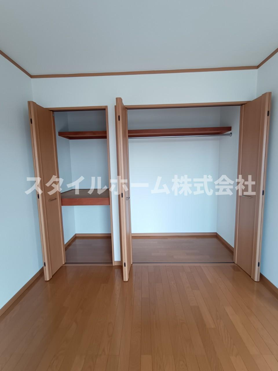 ベルバランセ白鳥の居間・リビング|同建物内別部屋の写真です。