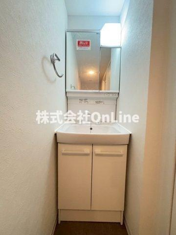 ノステルコート夕陽丘の独立洗面台