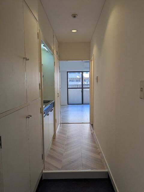 ライオンズマンション新宿東公園の玄関