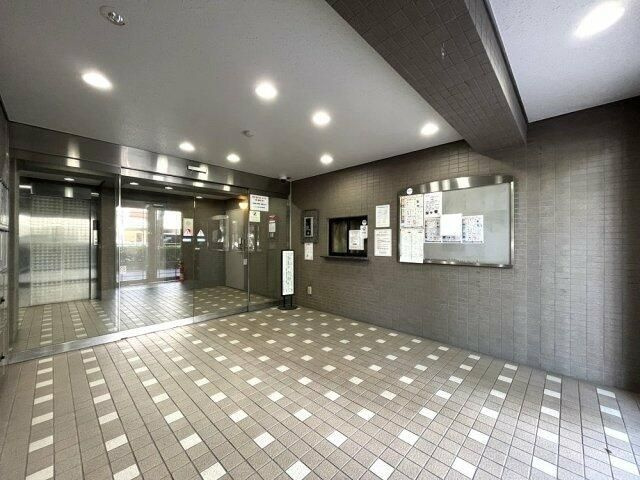 【エントランス】