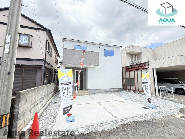 高松市木太町　新築戸建の駐車場|車をお持ちの方に嬉しい駐車場付きの物件です