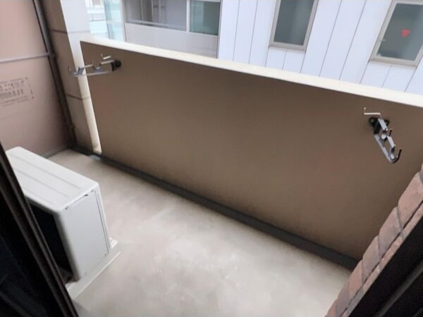ライジングコート名古屋駅前東のバルコニー