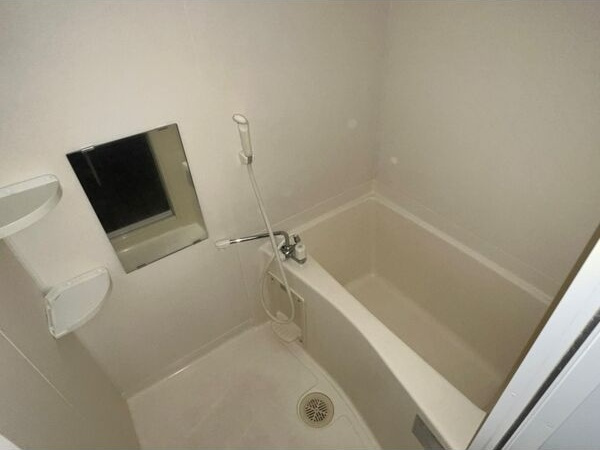 ライジングコート名古屋駅前東の浴室