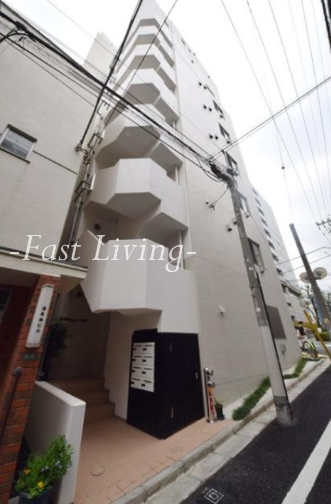 プエブロお茶の水の外観