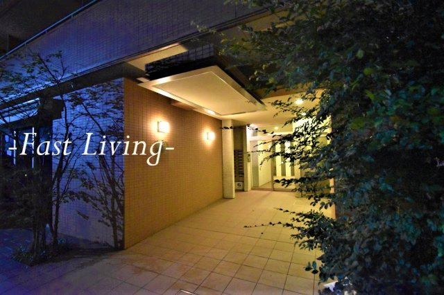 ルミナス神楽坂の外観