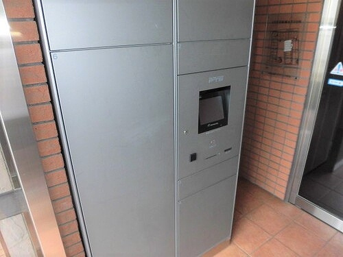 ファミール明大前のその他|宅配ボックス　※前回募集時2022年9月撮影