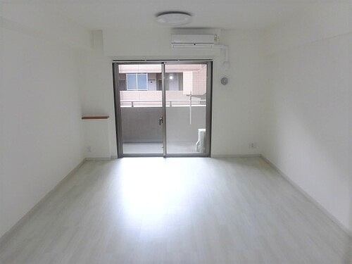 ファミール明大前の居間・リビング|リビングダイニング　※前回募集時2022年9月撮影