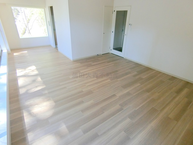 山王ガーデンハイツの居間・リビング