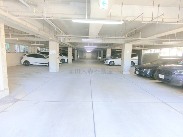 山王ガーデンハイツの駐車場|屋根付きの駐車場　空き状況等詳細はお問い合わせください