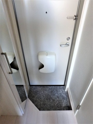 CFハイツ和田(シーエフハイツワダ)の玄関|きれいな玄関です。
