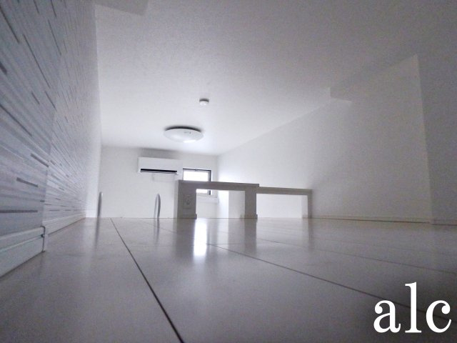 CFハイツ和田(シーエフハイツワダ)の内装|ロフトです。寝室にいかがでしょうか。同シリーズ仕様