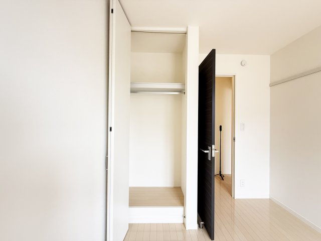 シャーメゾン向日葵 A棟の玄関