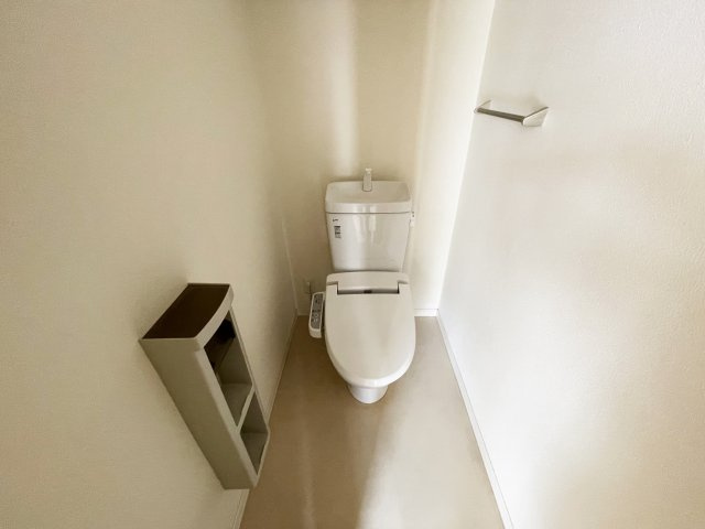 シャーメゾン向日葵 A棟のトイレ