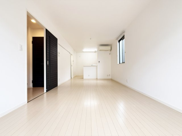 シャーメゾン向日葵 A棟の居間・リビング