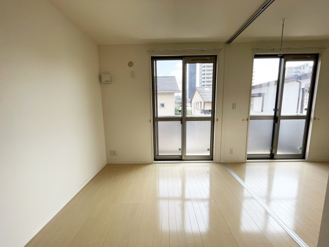 シャーメゾン向日葵 A棟の洋室