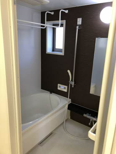 シャーメゾン向日葵 A棟の浴室