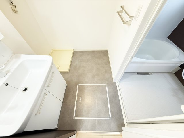 シャーメゾン向日葵 A棟の洗面所