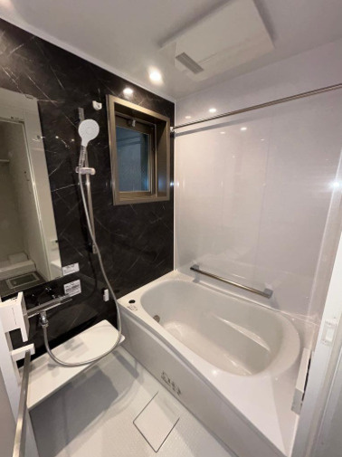 シャントロワ曙橋の浴室