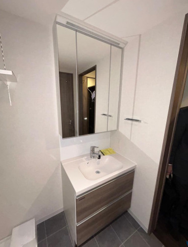 シャントロワ曙橋の洗面所