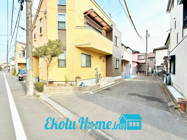羽村小作台第1期　全1棟の前面道路含む現地写真