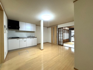 【居間・リビング】 | 紫竹西南町貸家