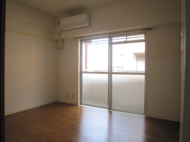 小金井市本町３丁目の賃貸マンションの居間・リビング