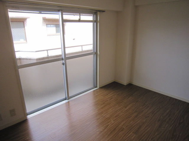 小金井市本町３丁目の賃貸マンションの居間・リビング