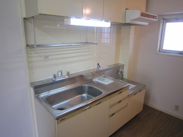 小金井市本町３丁目の賃貸マンションのキッチン